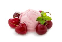 Crème Glacée aux Cerises