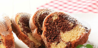 Gâteau marbré au chocolat yaourt et noix de coco