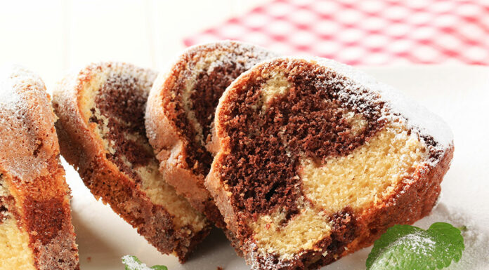 Gâteau marbré au chocolat yaourt et noix de coco