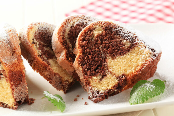 Gâteau marbré au chocolat yaourt et noix de coco