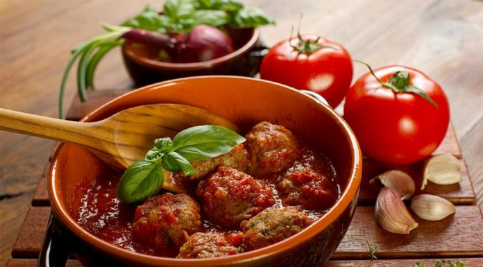 Boulettes de viande à la sauce tomate