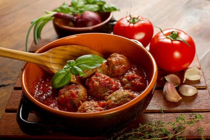 Boulettes de viande à la sauce tomate