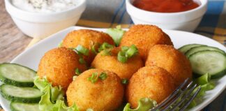 Croquettes de pomme de terre et blanc de poulet