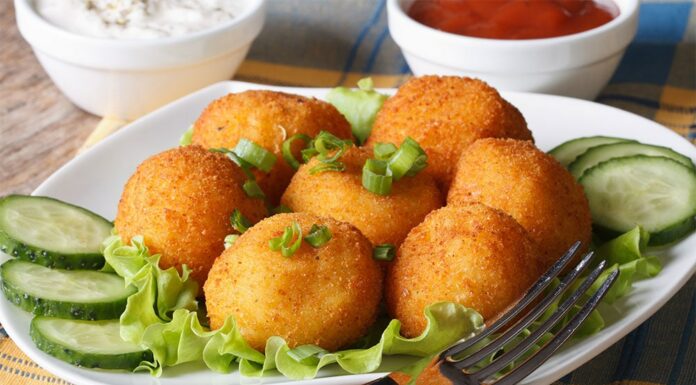 Croquettes de pomme de terre et blanc de poulet