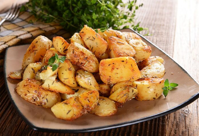 Pommes de terre sautées à l’ail et au thym