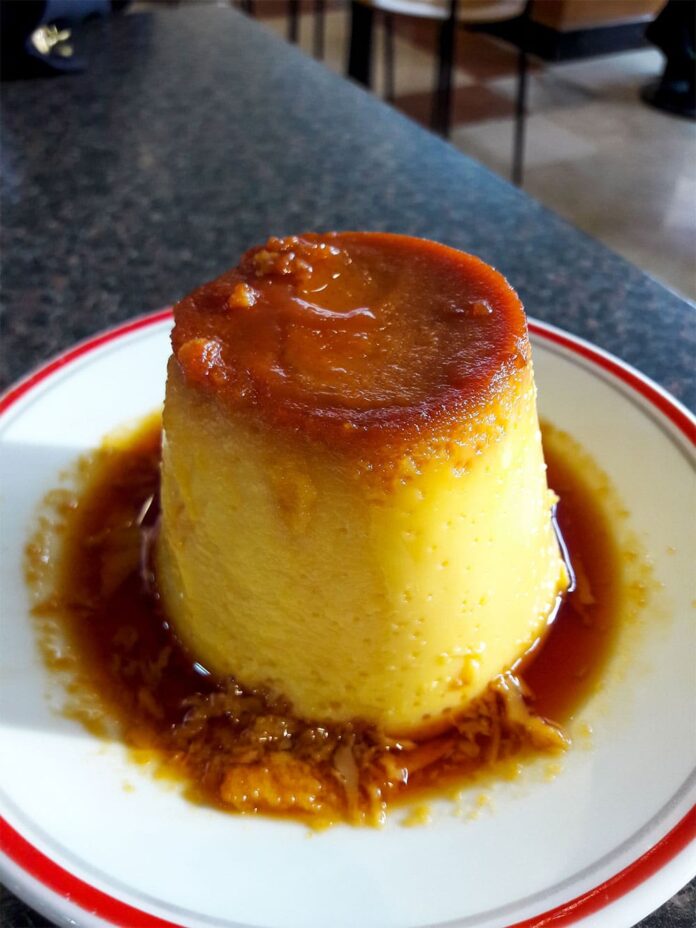 Flan à la noix de coco et Caramel