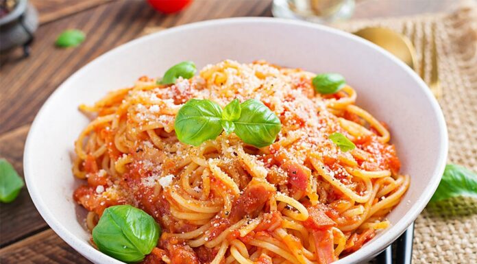 Spaghetti à la sauce tomate