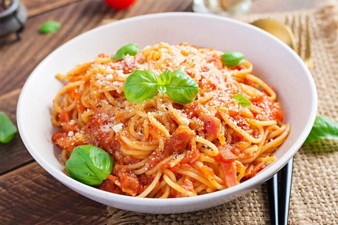 Spaghetti à la sauce tomate