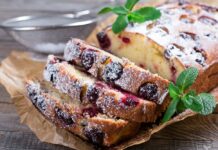 Gâteau au yaourt et aux fruits