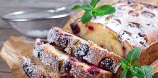 Gâteau au yaourt et aux fruits