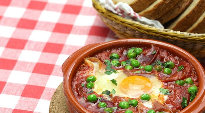 Oeufs aux tomates et au chorizo