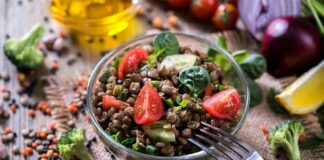 Salade de lentilles au brocoli et à la mayonnaise au curcuma au Thermomix