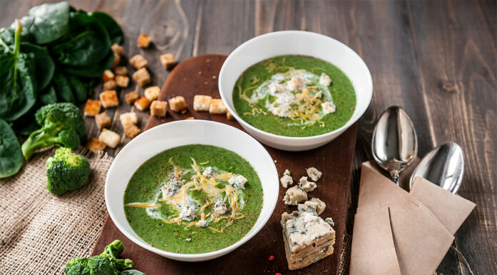 Soupe de brocoli au fromage bleu