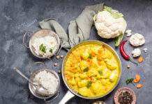 chou-fleur et pois chiches au curry