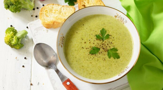 Crème de brocoli et pommes de terre