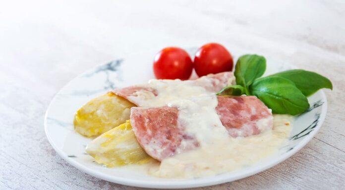 Gratin d’endives au jambon et béchamel