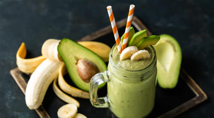 Smoothie avocat banane