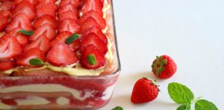 Tiramisu aux fruits rouges