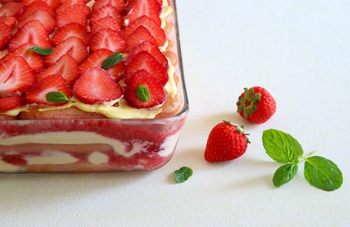 Tiramisu aux fruits rouges