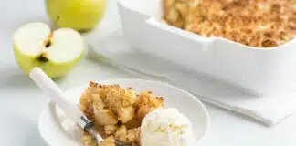 Crumble de pommes et fromage frais